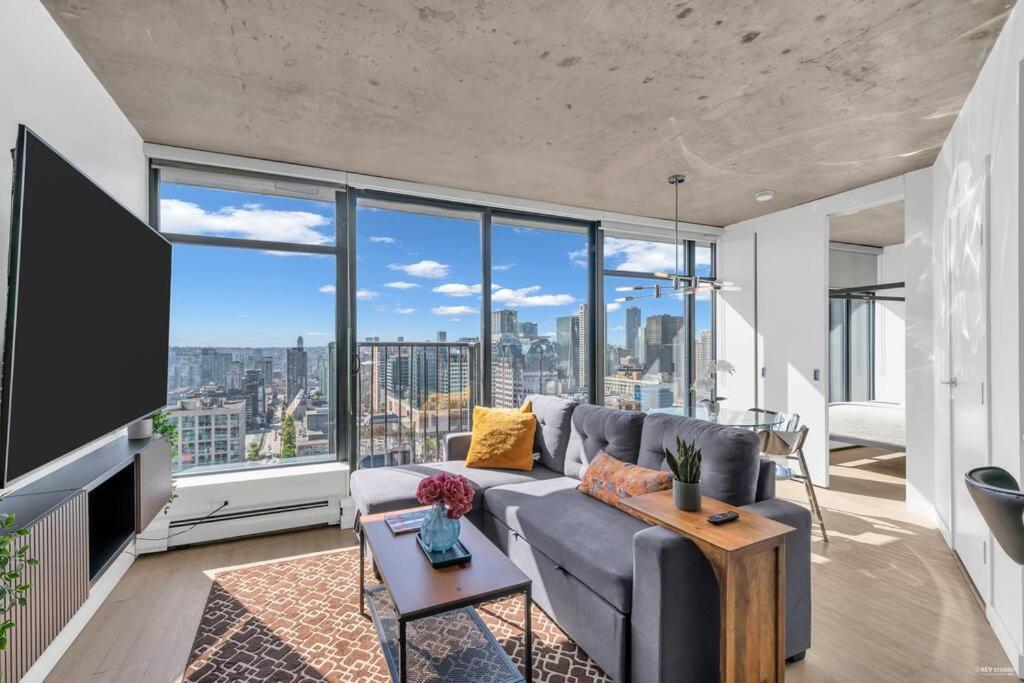 Skyview, 40Th Floor! 2Br Condo In Downtown Ванкувер Экстерьер фото